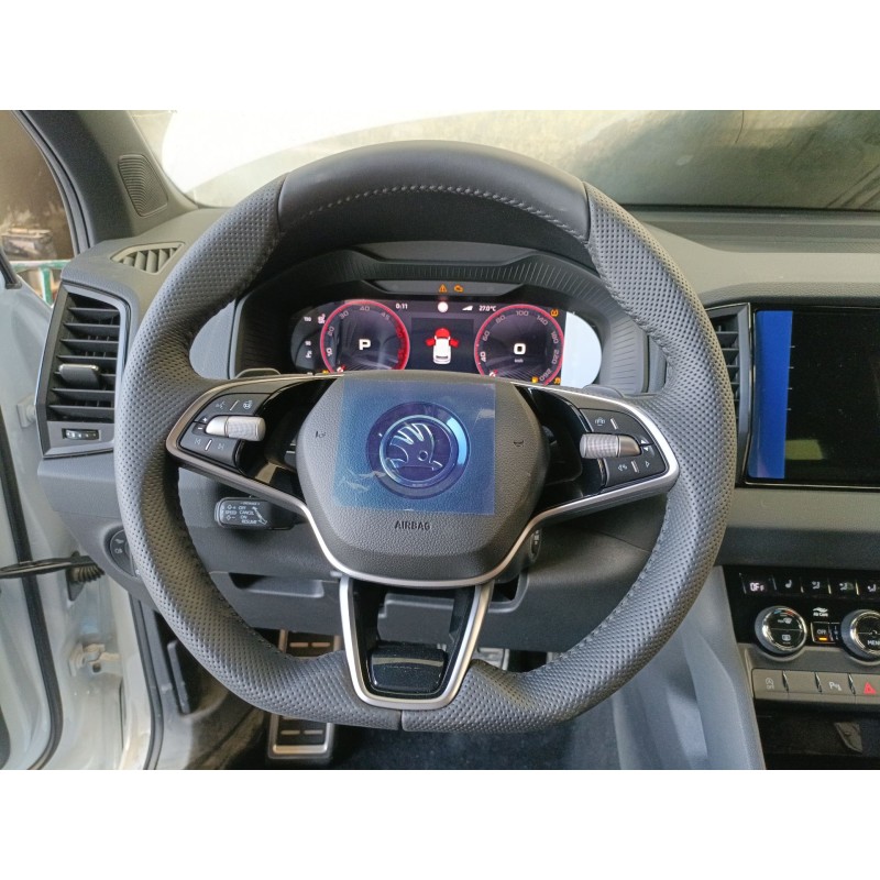 Recambio de volante para skoda karoq 2.0 tdi nu7 referencia OEM IAM   