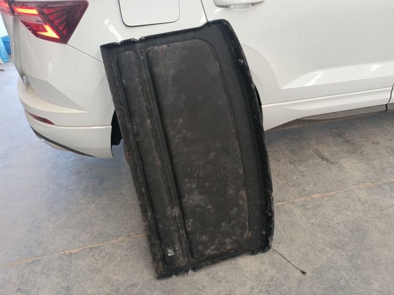 Recambio de bandeja trasera para skoda karoq 2.0 tdi nu7 referencia OEM IAM   