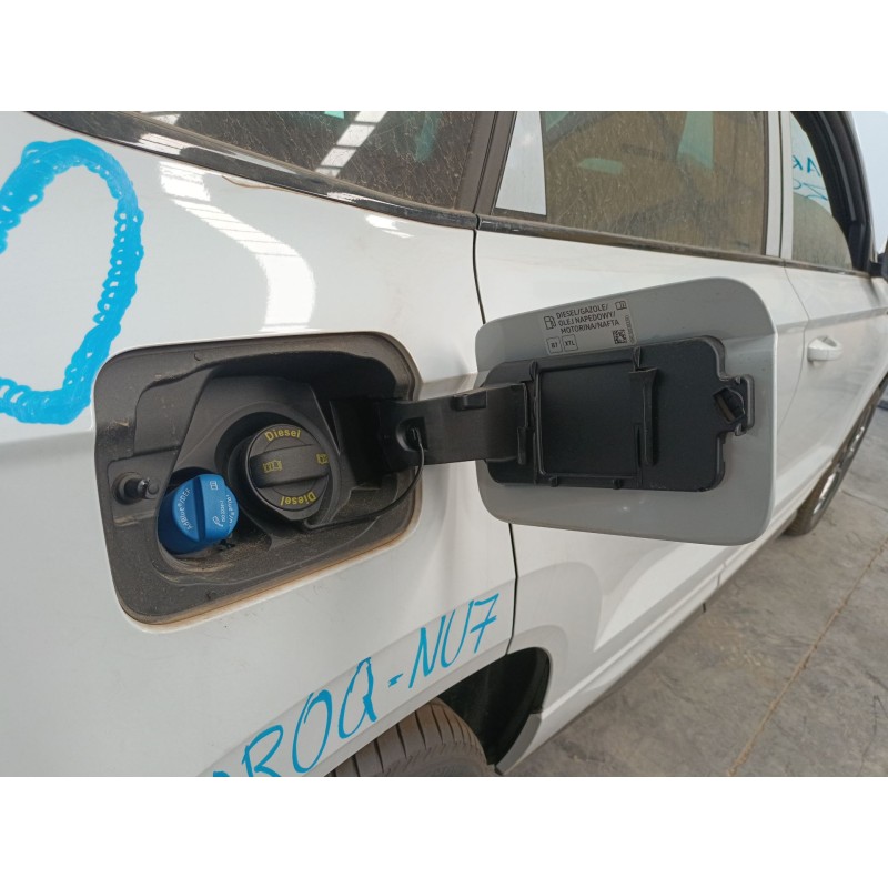 Recambio de tapa exterior combustible para skoda karoq 2.0 tdi nu7 referencia OEM IAM   