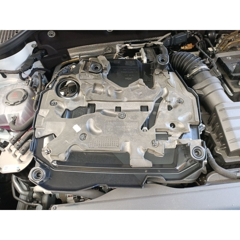 Recambio de tapa motor para skoda karoq 2.0 tdi nu7 referencia OEM IAM   