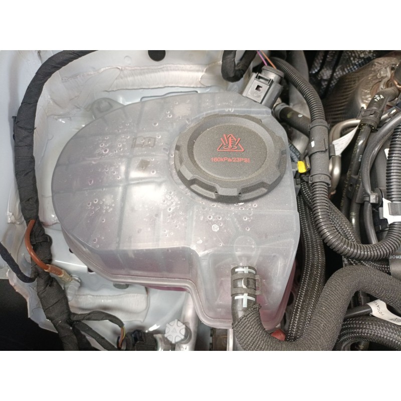 Recambio de deposito expansion para skoda karoq 2.0 tdi nu7 referencia OEM IAM   