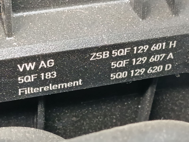 Recambio de filtro aire para skoda karoq 2.0 tdi nu7 referencia OEM IAM   