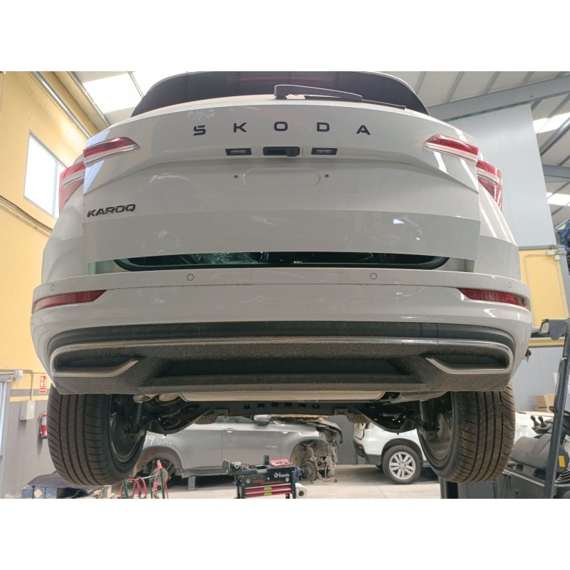Recambio de paragolpes trasero para skoda karoq 2.0 tdi nu7 referencia OEM IAM   