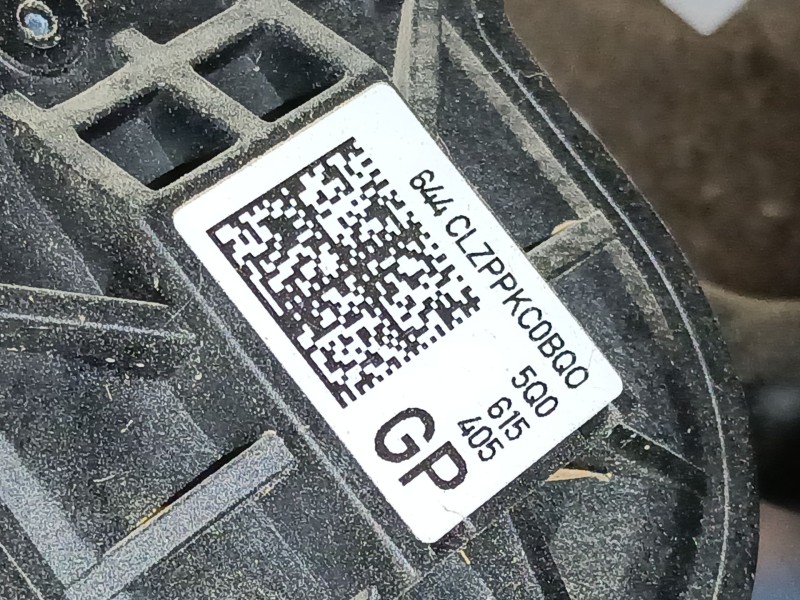 Recambio de pinza freno trasera izquierda para skoda karoq 2.0 tdi nu7 referencia OEM IAM 5Q0615405GP  