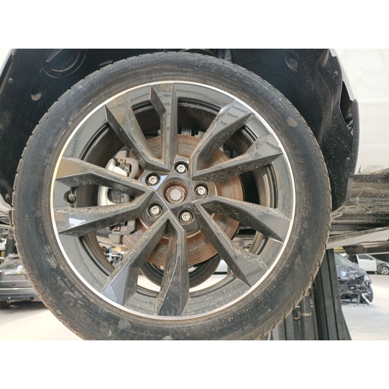 Recambio de juego llantas para skoda karoq 2.0 tdi nu7 referencia OEM IAM 215/50/18  