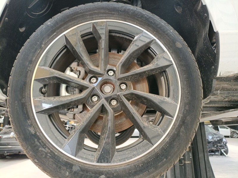 Recambio de juego llantas para skoda karoq 2.0 tdi nu7 referencia OEM IAM 215/50/18  