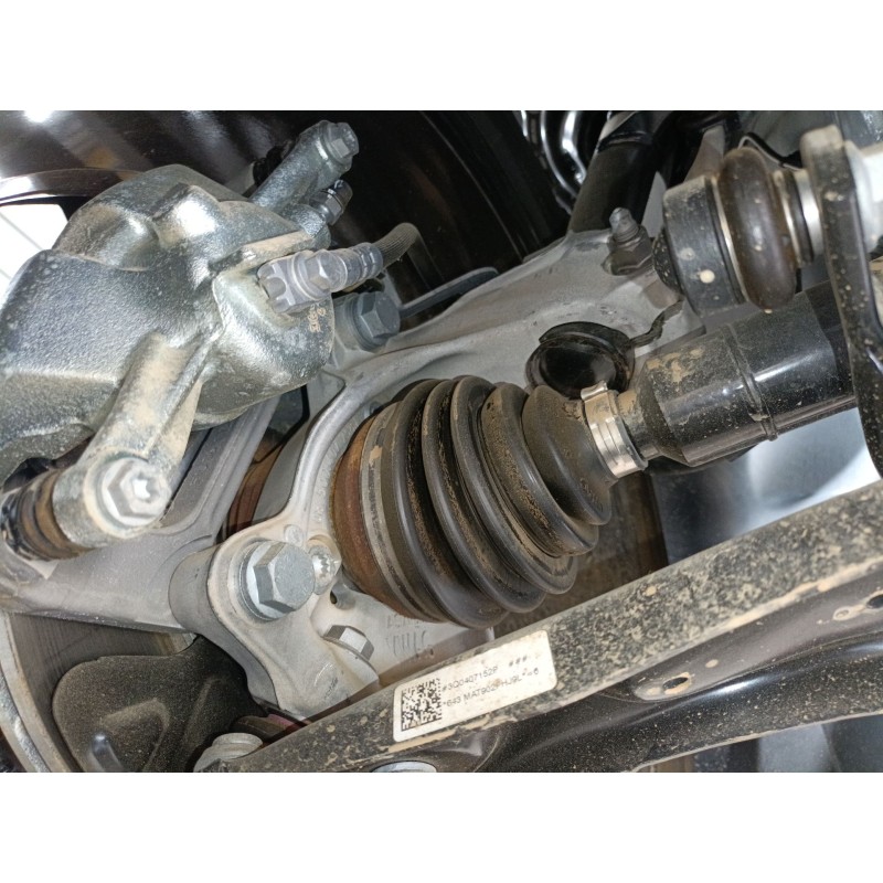 Recambio de mangueta delantera derecha para skoda karoq 2.0 tdi nu7 referencia OEM IAM   