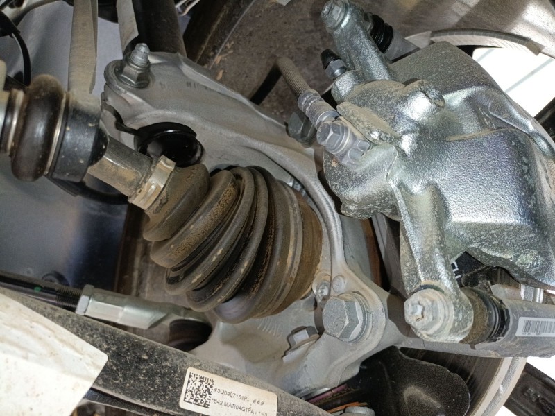 Recambio de mangueta delantera izquierda para skoda karoq 2.0 tdi nu7 referencia OEM IAM   