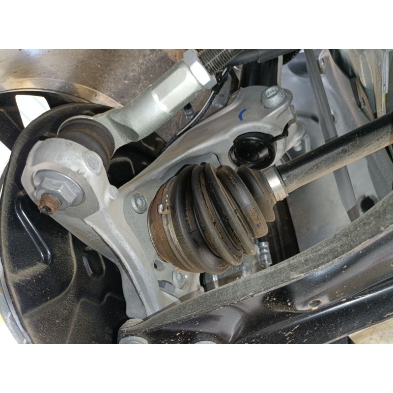 Recambio de mangueta delantera izquierda para skoda karoq 2.0 tdi nu7 referencia OEM IAM   