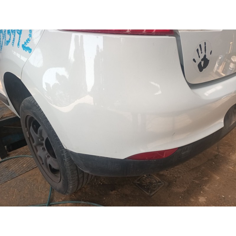 Recambio de paragolpes trasero para renault megane iii hatchback (bz0/1_, b3_) 1.5 dci referencia OEM IAM   