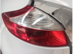 Recambio de piloto trasero izquierdo para renault megane iii hatchback (bz0/1_, b3_) 1.5 dci referencia OEM IAM   