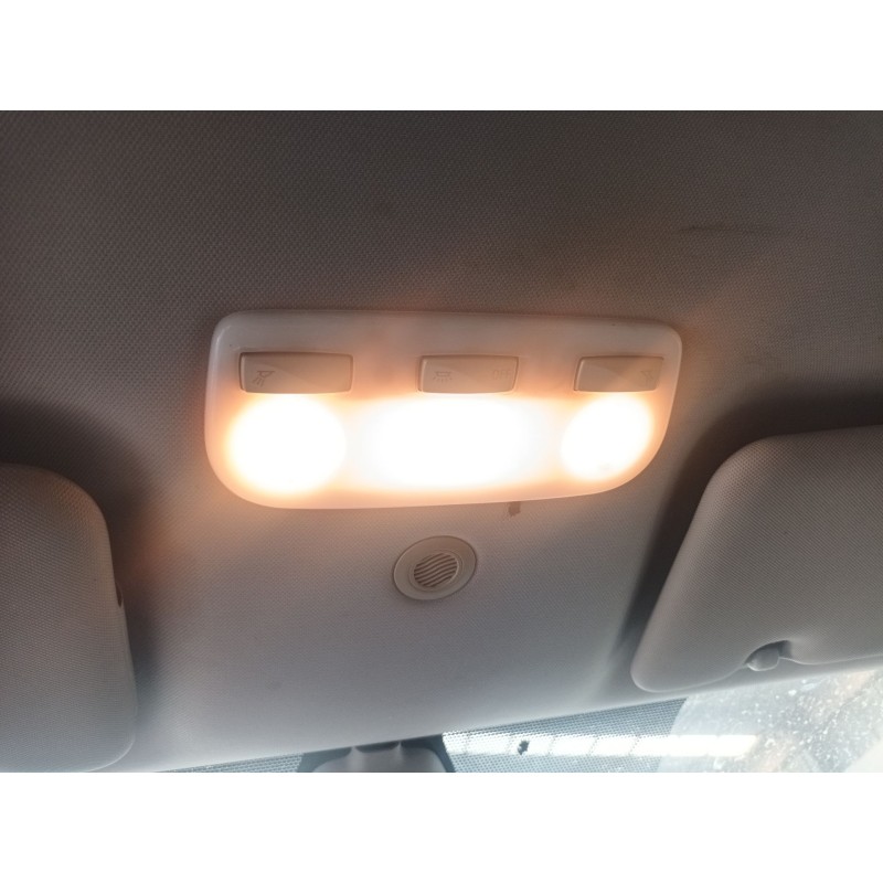 Recambio de luz interior para renault megane iii hatchback (bz0/1_, b3_) 1.5 dci referencia OEM IAM   
