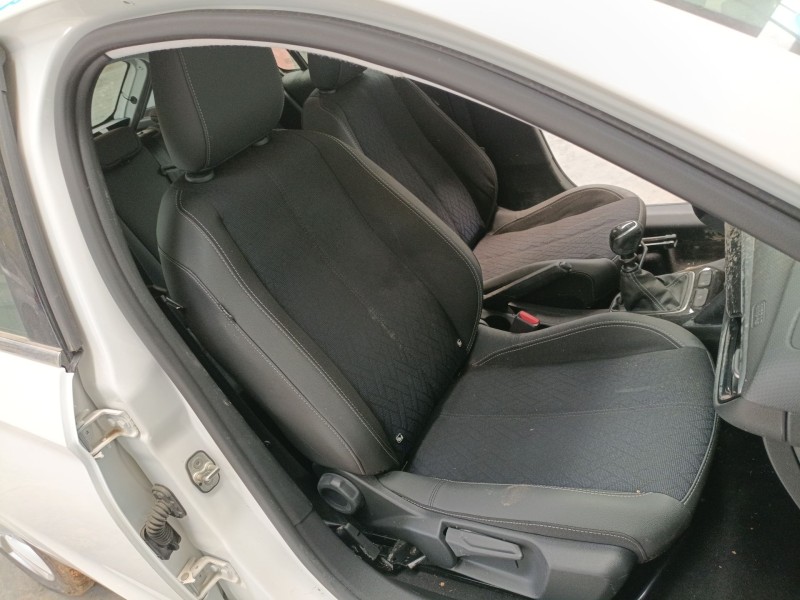 opel corsa f (p2jo) del año 2023