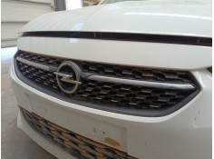 Recambio de rejilla delantera para opel corsa f (p2jo) 1.2 (68) referencia OEM IAM    2