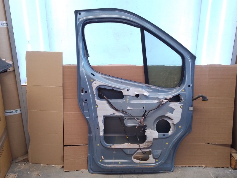 Recambio de puerta delantera izquierda para renault trafic ii autobús (jl) 2.5 dci 145 (jl0j) referencia OEM IAM   