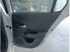 GUARNECIDO PUERTA TRASERA DERECHA 