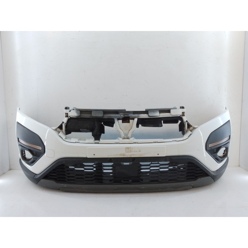 Recambio de paragolpes delantero para dacia sandero iii stepaway referencia OEM IAM   