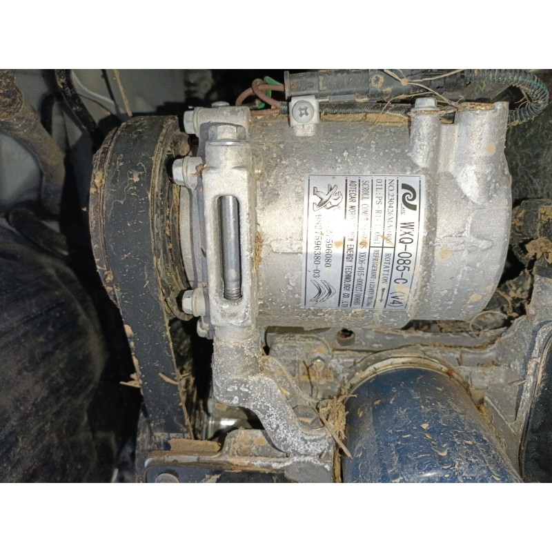 Recambio de compresor aire acondicionado para opel corsa f (p2jo) 1.2 (68) referencia OEM IAM 9827596080  