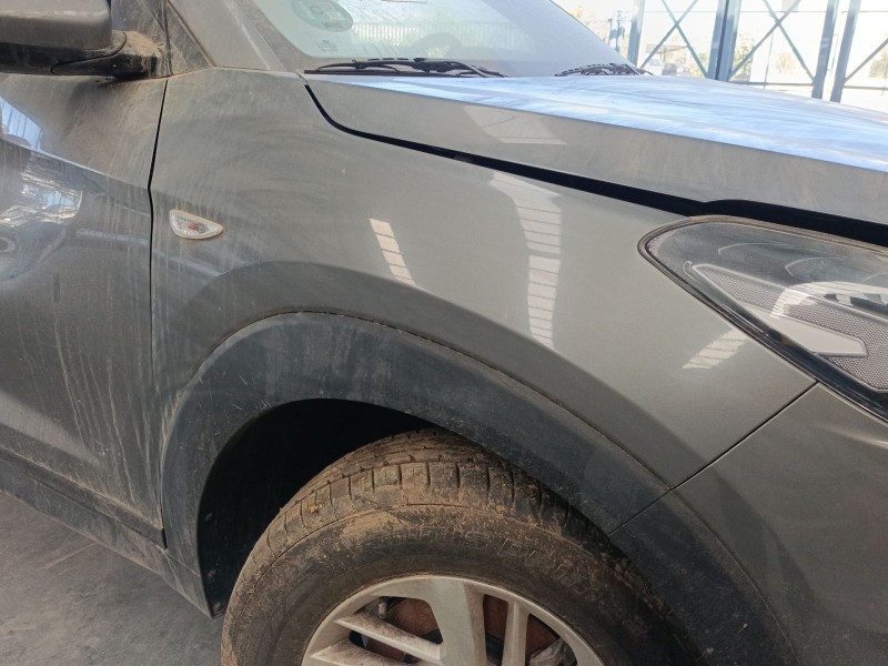 Recambio de aleta delantera derecha para hyundai tucson (tl, tle) 1.6 gdi referencia OEM IAM   