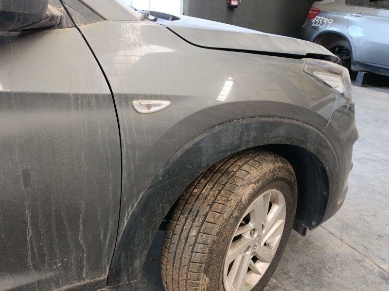 Recambio de aleta delantera derecha para hyundai tucson (tl, tle) 1.6 gdi referencia OEM IAM   