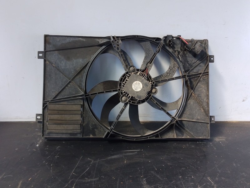 Recambio de electroventilador para volkswagen caddy iii furgoneta/monovolumen (2ka, 2kh, 2ca, 2ch) 1.9 tdi 4motion referencia OE