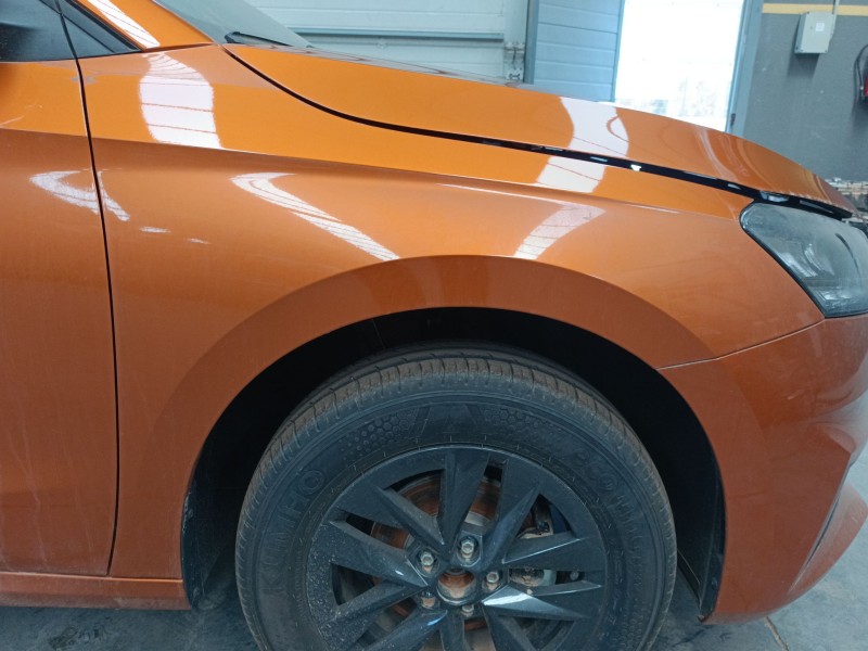 Recambio de aleta delantera derecha para skoda fabia iv (pj3) 1.0 tsi referencia OEM IAM   