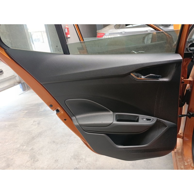 Recambio de guarnecido puerta trasera izquierda para skoda fabia iv (pj3) 1.0 tsi referencia OEM IAM   