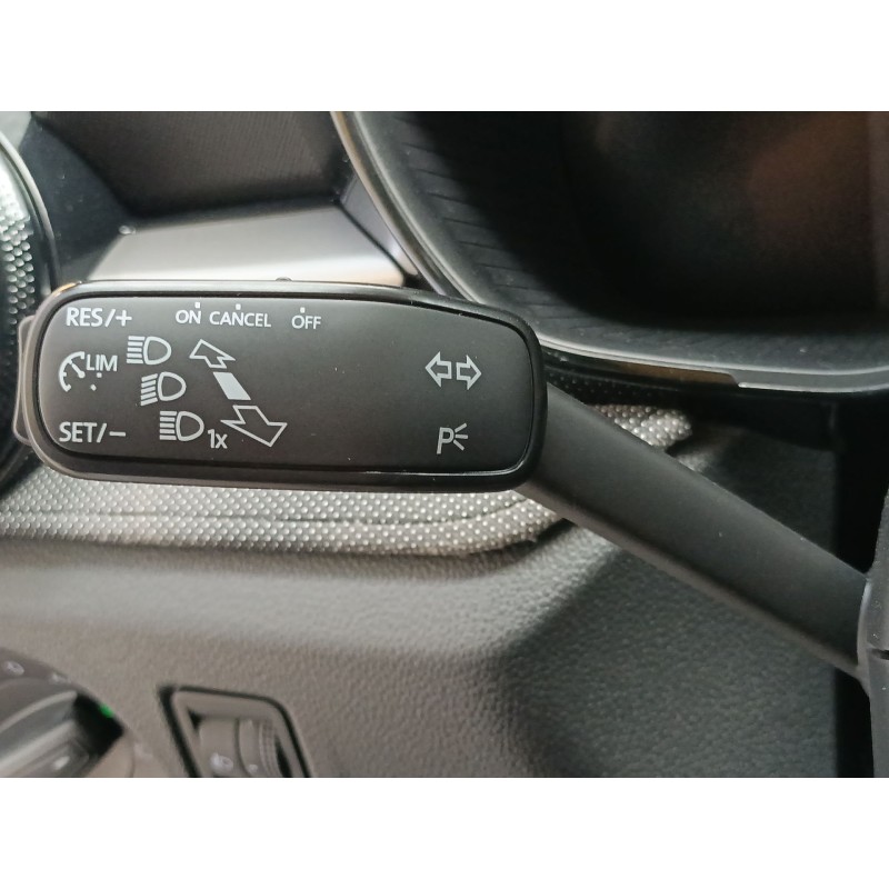 Recambio de mando intermitentes para skoda fabia iv (pj3) 1.0 tsi referencia OEM IAM   