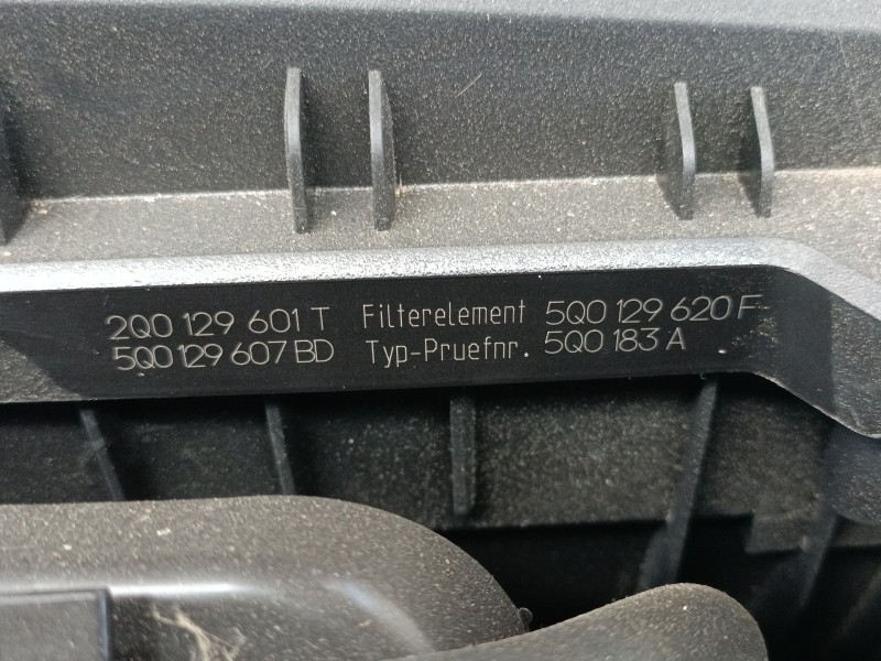 Recambio de filtro aire para skoda fabia iv (pj3) 1.0 tsi referencia OEM IAM 5Q0129620F  