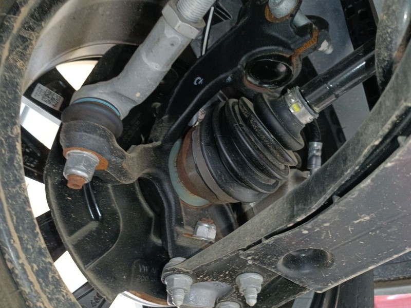 Recambio de mangueta delantera izquierda para skoda fabia iv (pj3) 1.0 tsi referencia OEM IAM   