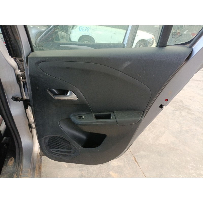 Recambio de guarnecido puerta trasera derecha para opel corsa f (p2jo) 1.2 (68) referencia OEM IAM   