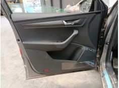 GUARNECIDO PUERTA DELANTERA IZQUIERDA 