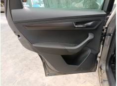Recambio de guarnecido puerta trasera izquierda para skoda karoq (nu7, nd7) 1.5 tsi referencia OEM IAM   