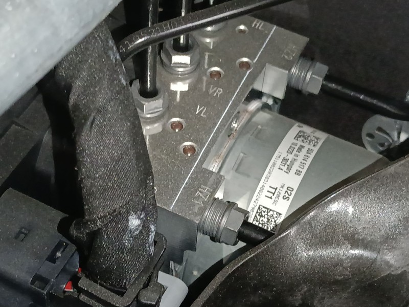 Recambio de abs para skoda karoq (nu7, nd7) 1.5 tsi referencia OEM IAM 5QA614517BB  