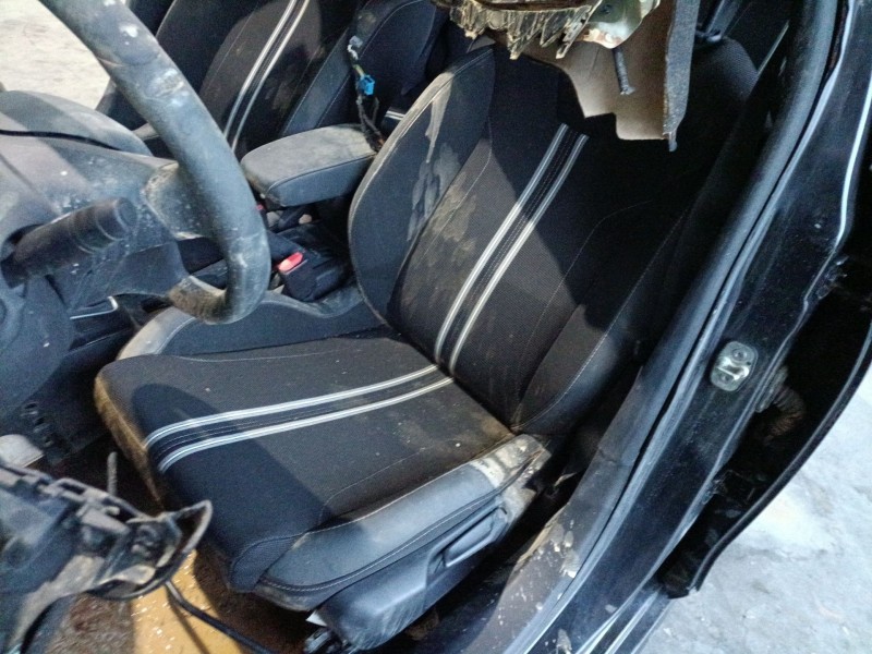 opel corsa f (p2jo) del año 2024