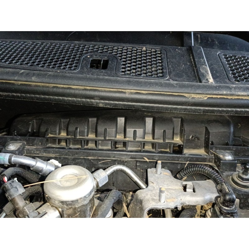 Recambio de filtro aire para opel corsa f (p2jo) 1.2 (68) referencia OEM IAM   