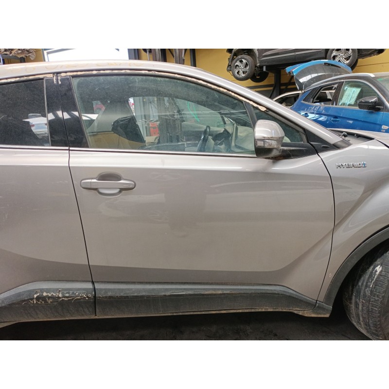 Recambio de puerta delantera derecha para toyota c-hr (_x1_) 1.8 hybrid (zyx10_, zyx11_) referencia OEM IAM   