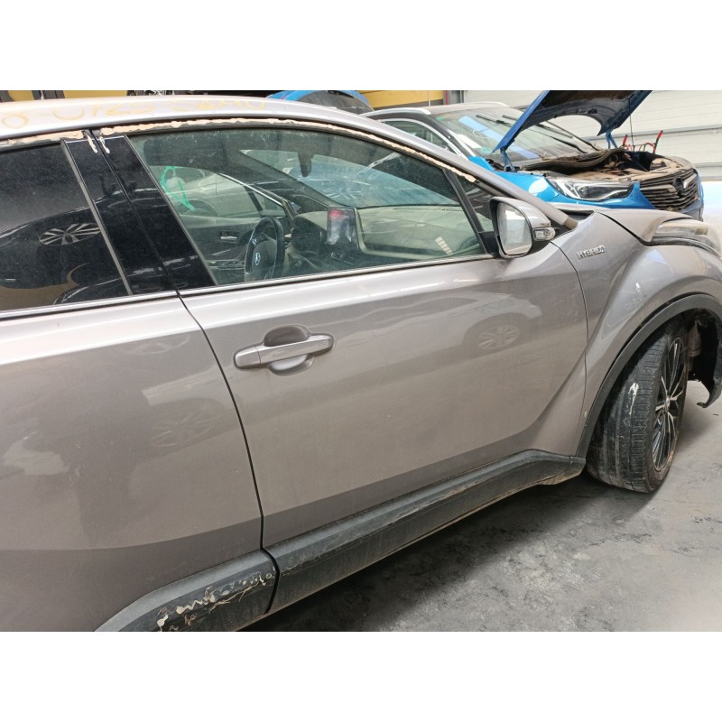 Recambio de puerta delantera derecha para toyota c-hr (_x1_) 1.8 hybrid (zyx10_, zyx11_) referencia OEM IAM   