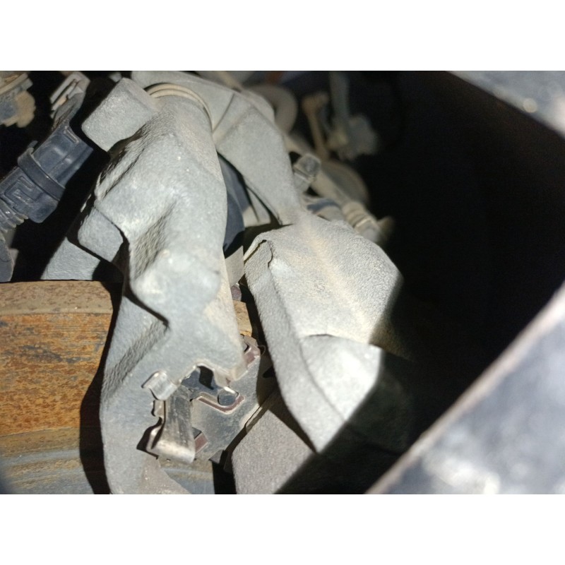 Recambio de pinza freno trasera derecha para toyota c-hr (_x1_) 1.8 hybrid (zyx10_, zyx11_) referencia OEM IAM   