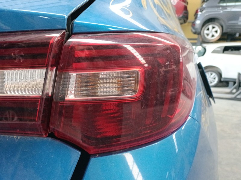 Recambio de piloto trasero derecho para opel grandland / grandland x (a18, p1uo) 1.2 (75) referencia OEM IAM   