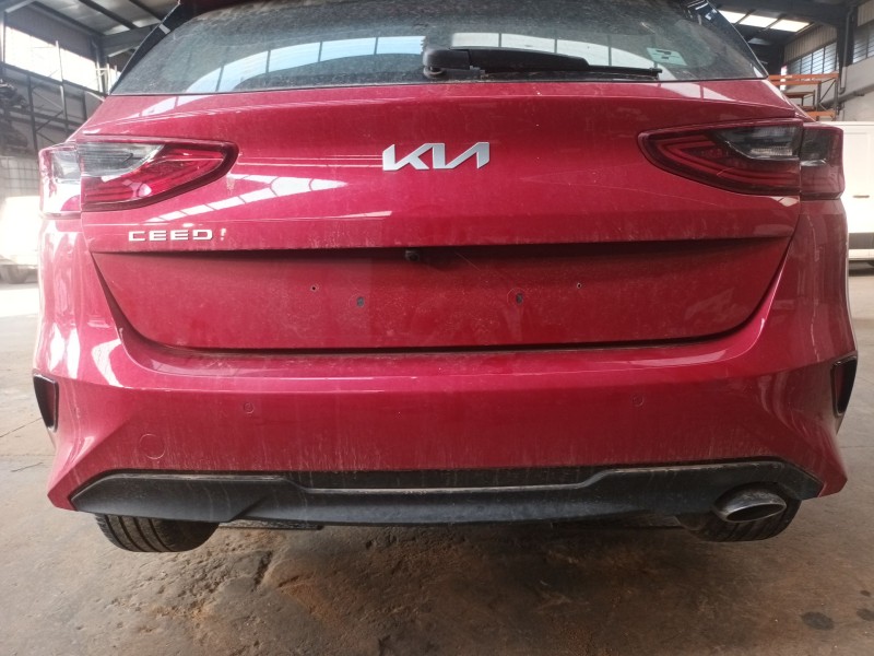 Recambio de paragolpes trasero para kia ceed (cd) 1.0 t-gdi referencia OEM IAM   