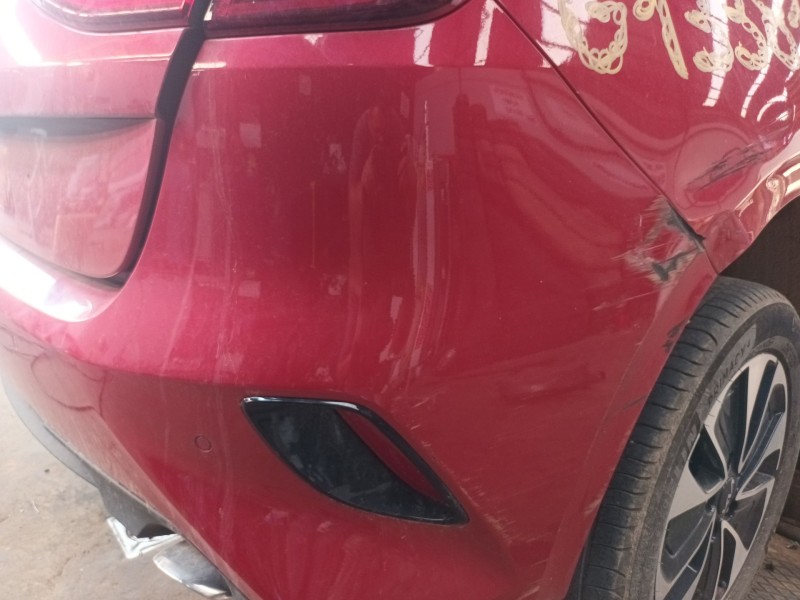 Recambio de paragolpes trasero para kia ceed (cd) 1.0 t-gdi referencia OEM IAM   