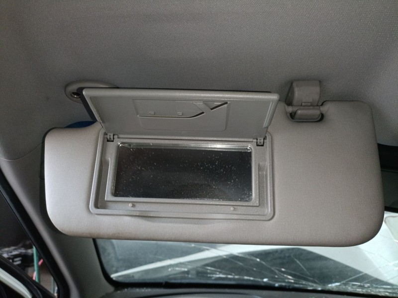 Recambio de parasol izquierdo para ssangyong xlv suv 1.6 gpl referencia OEM IAM   