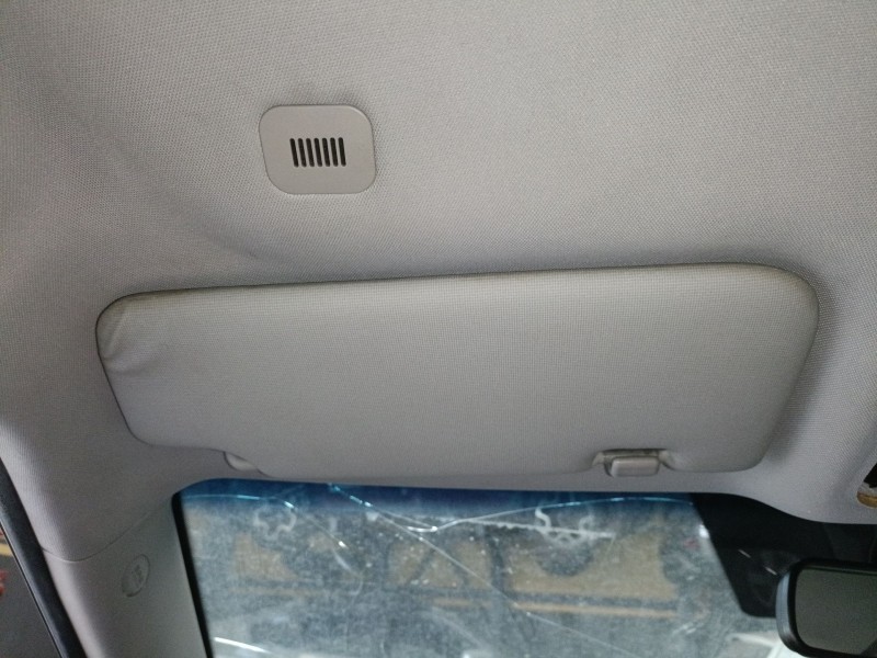 Recambio de parasol izquierdo para ssangyong xlv suv 1.6 gpl referencia OEM IAM   