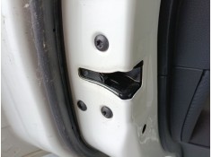 CERRADURA PUERTA TRASERA IZQUIERDA 