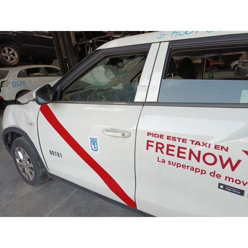 Recambio de puerta delantera izquierda para ssangyong xlv suv 1.6 gpl referencia OEM IAM   