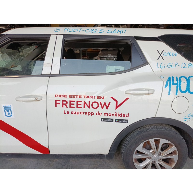 Recambio de puerta trasera izquierda para ssangyong xlv suv 1.6 gpl referencia OEM IAM   