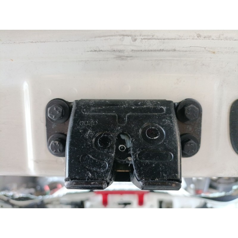 Recambio de cerradura maletero / porton para ssangyong xlv suv 1.6 gpl referencia OEM IAM   