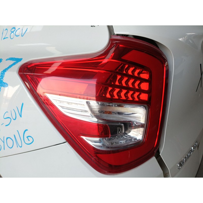 Recambio de piloto trasero izquierdo para ssangyong xlv suv 1.6 gpl referencia OEM IAM   