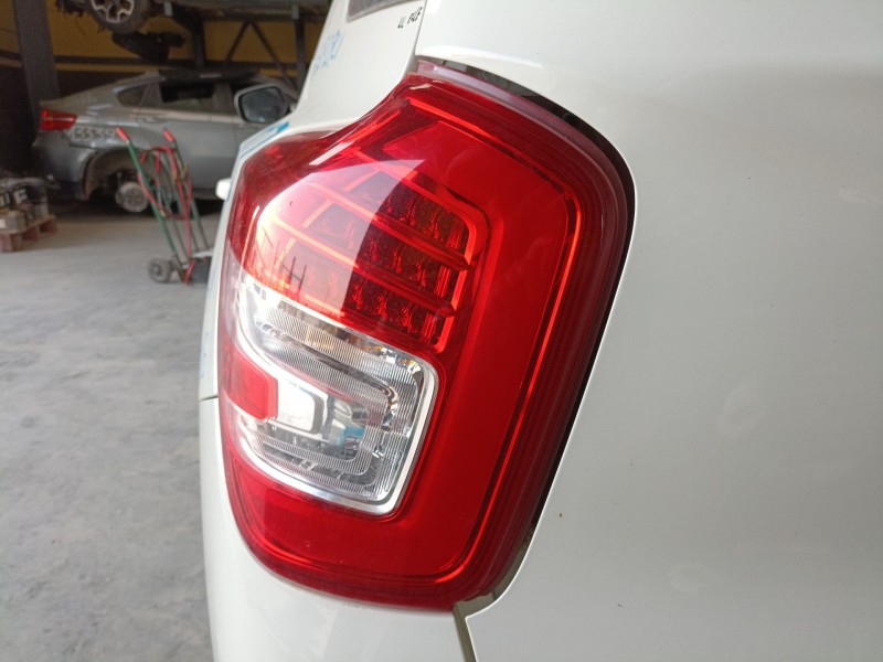 Recambio de piloto trasero izquierdo para ssangyong xlv suv 1.6 gpl referencia OEM IAM   